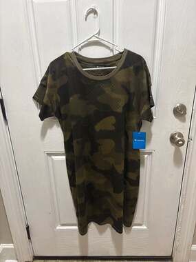 NWT Columbia Park Printed Dress Women's size Large Camo